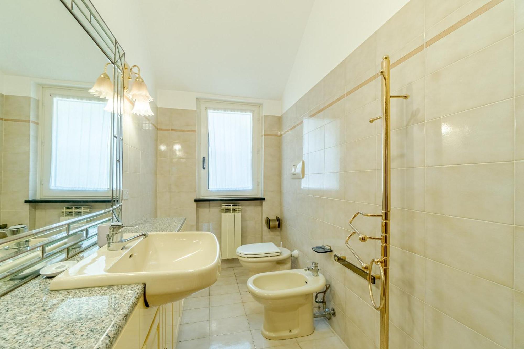 Colle Degli Ometti Vintage Chic Flat