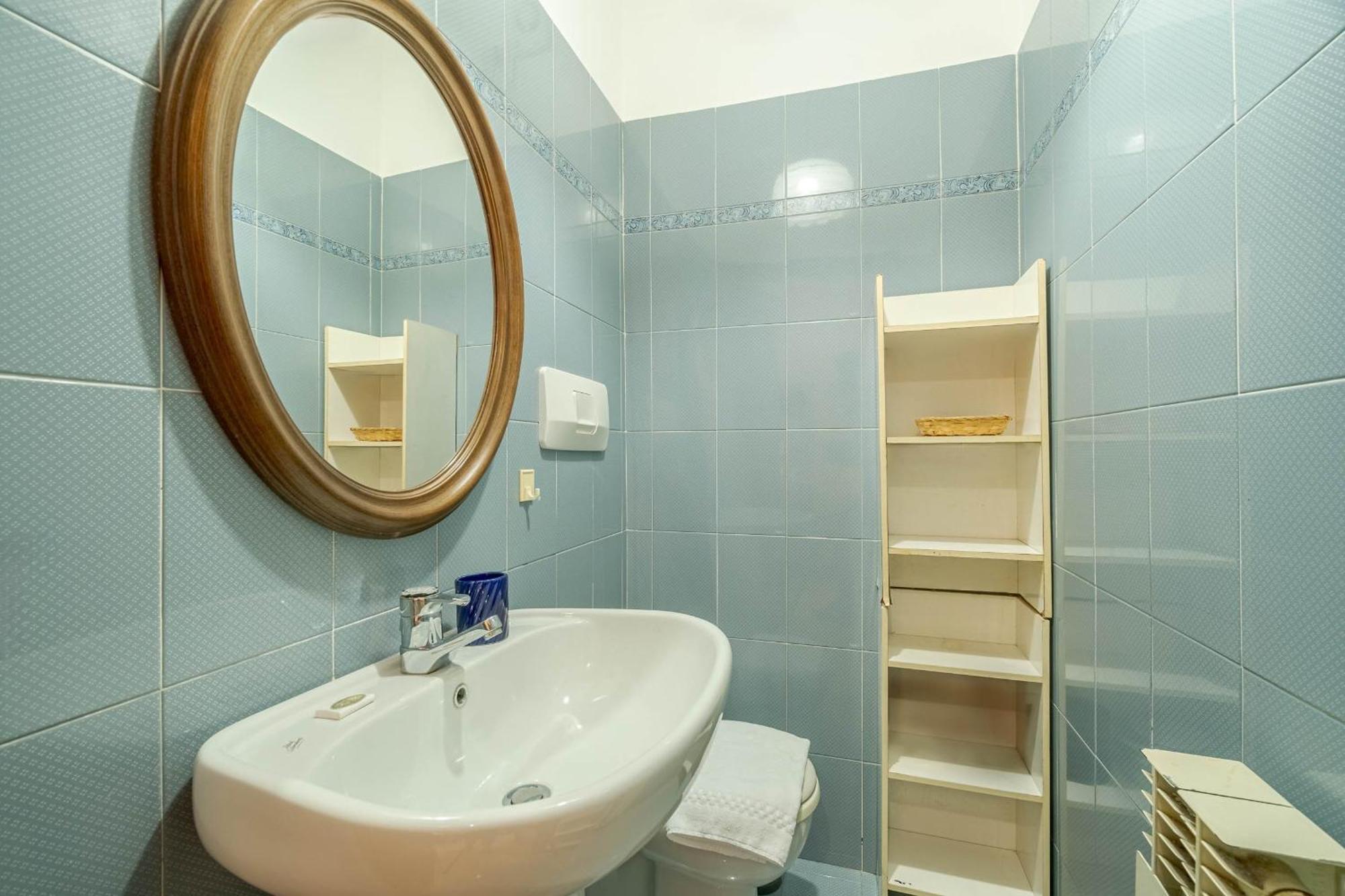 Colle Degli Ometti Vintage Chic Flat